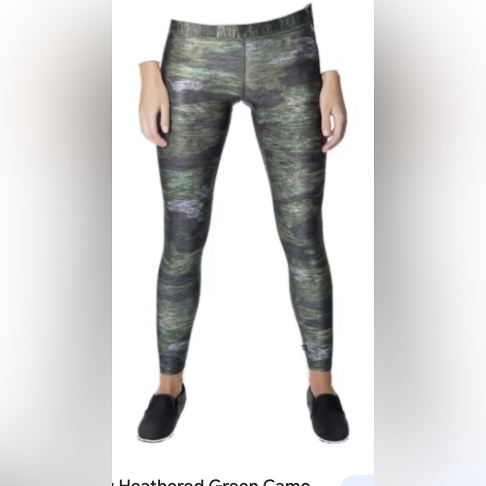 Zara Terez Green Camo Leggings